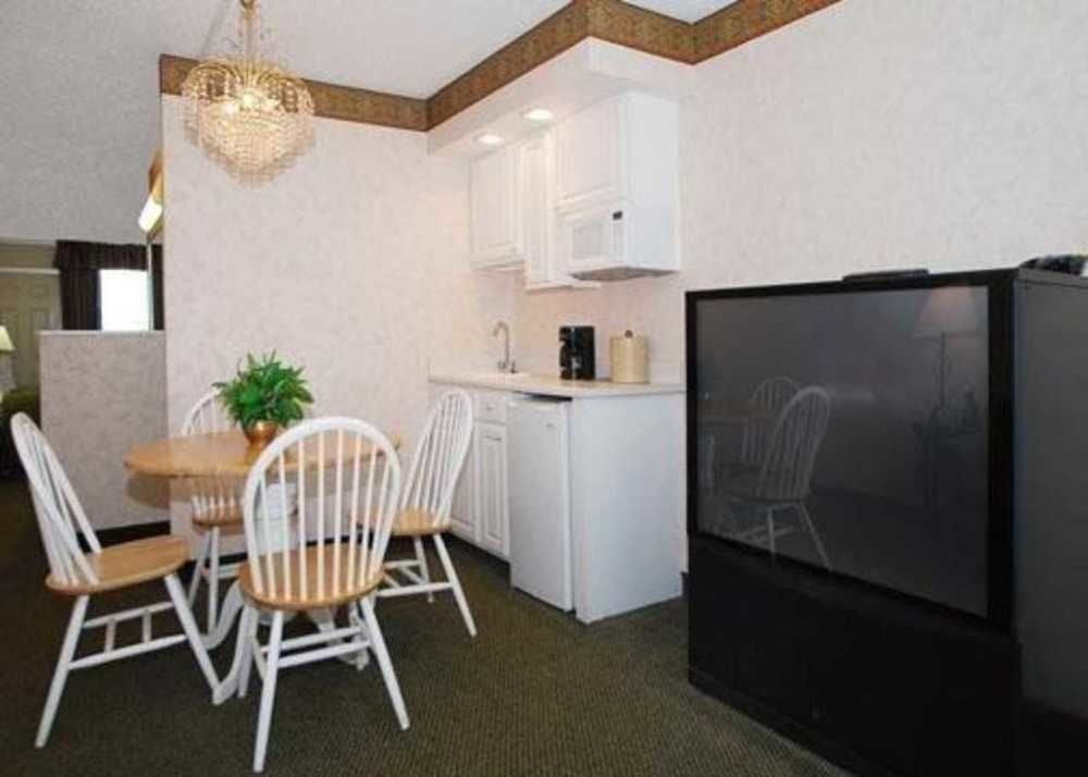 Rodeway Inn Conference Center Crawfordsville Luaran gambar
