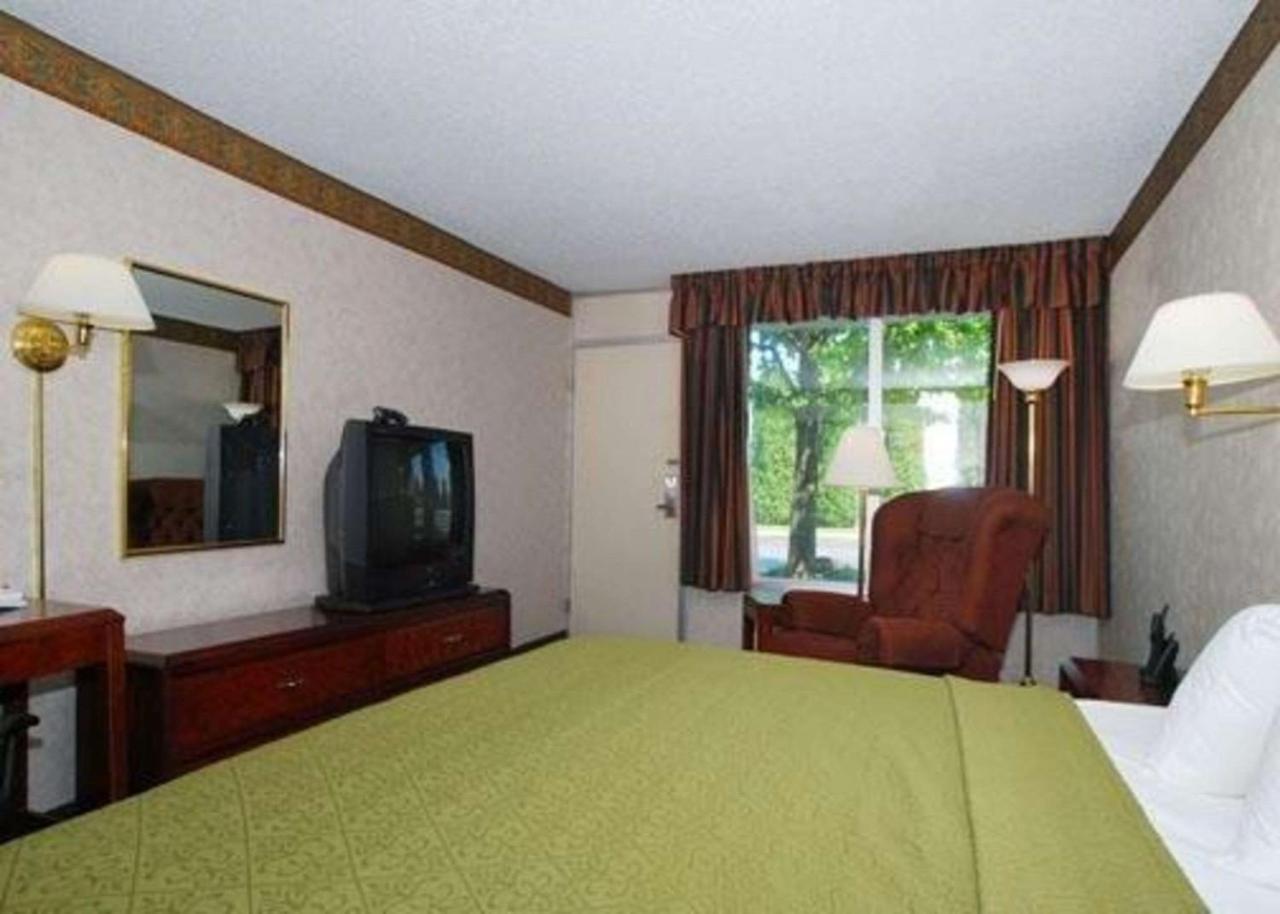 Rodeway Inn Conference Center Crawfordsville Luaran gambar