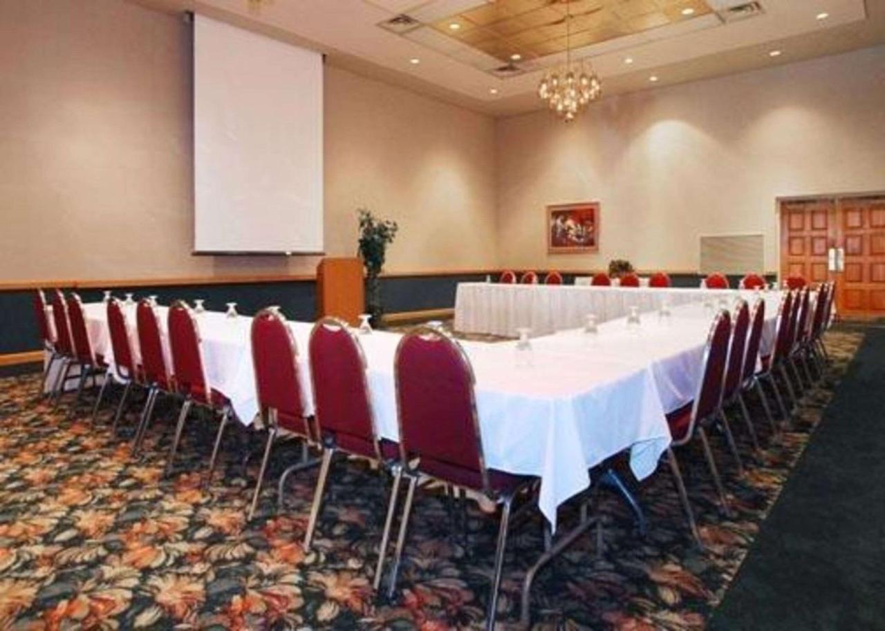 Rodeway Inn Conference Center Crawfordsville Luaran gambar