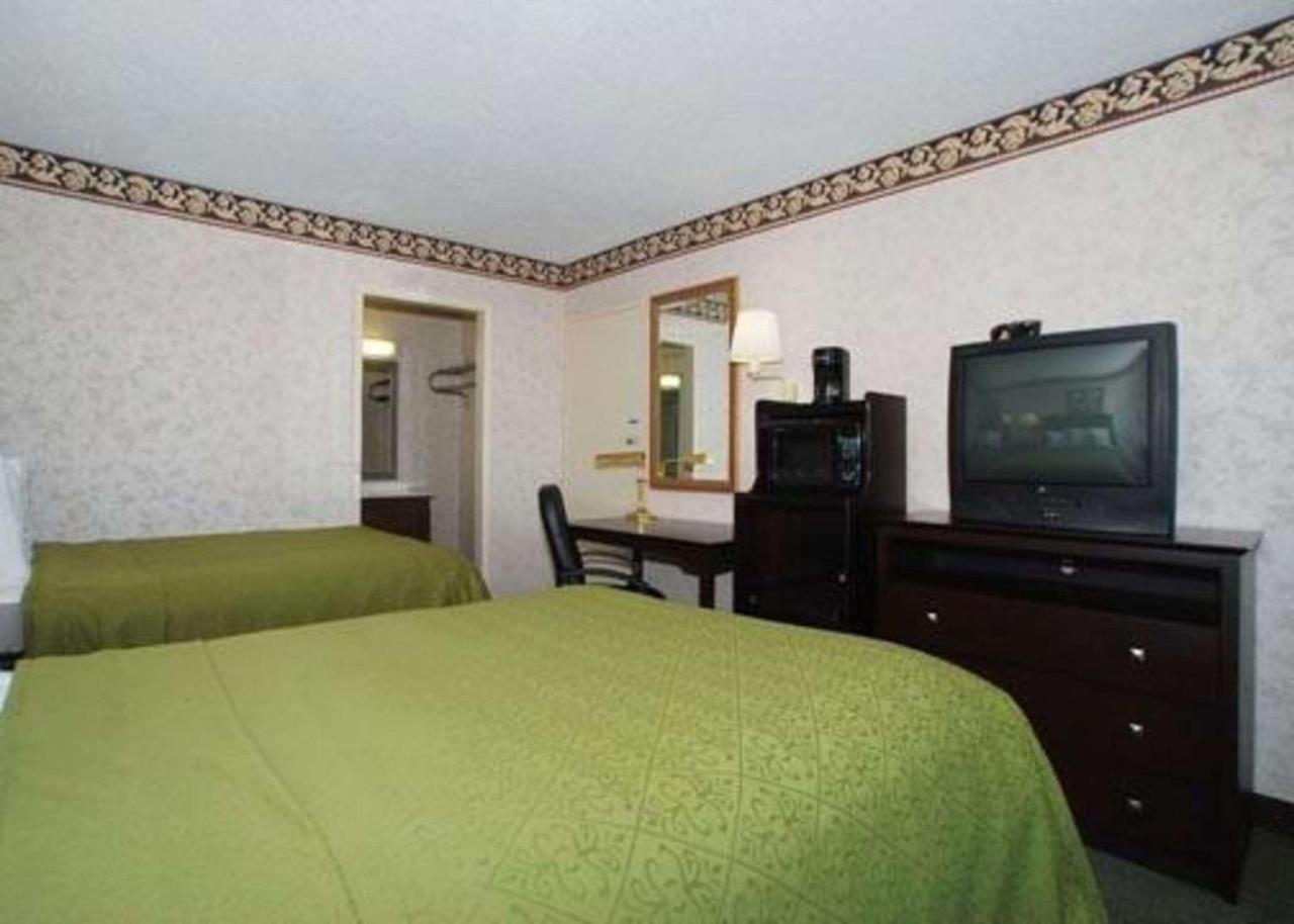 Rodeway Inn Conference Center Crawfordsville Luaran gambar
